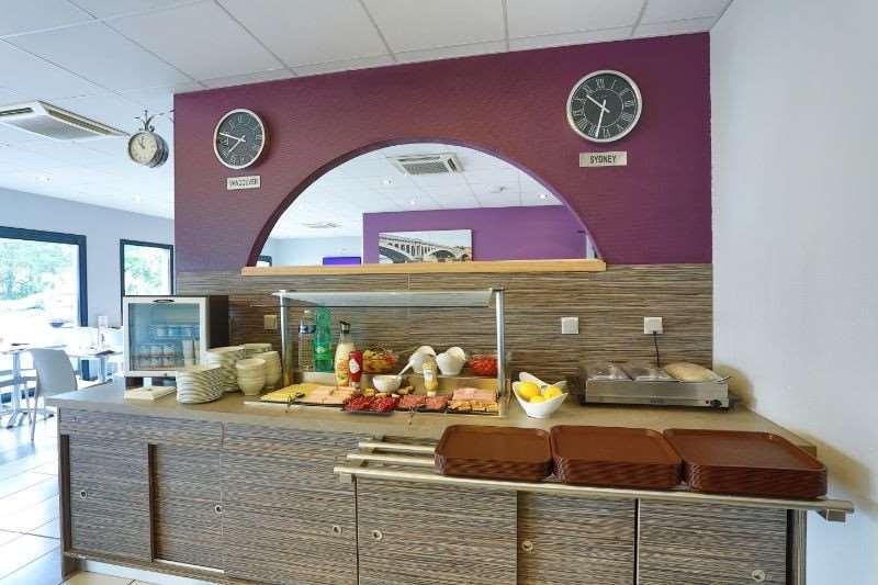 Eastlodge Lyon Est Eurexpo Сен-Пріє Ресторан фото