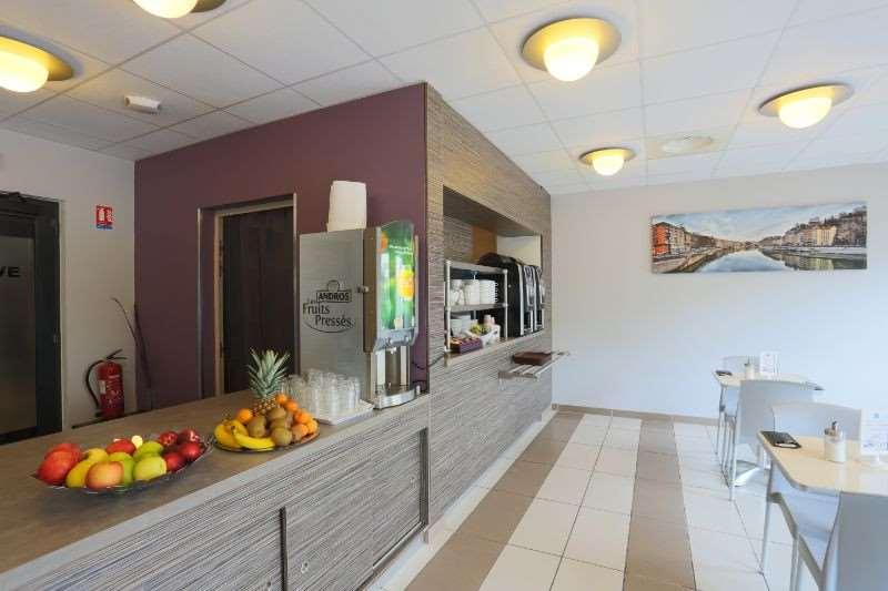 Eastlodge Lyon Est Eurexpo Сен-Пріє Ресторан фото